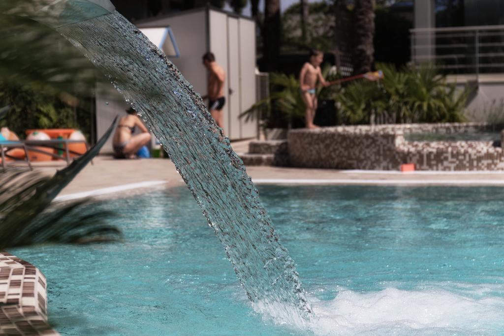Hotel Arizona リニャーノ・サッビアドーロ エクステリア 写真