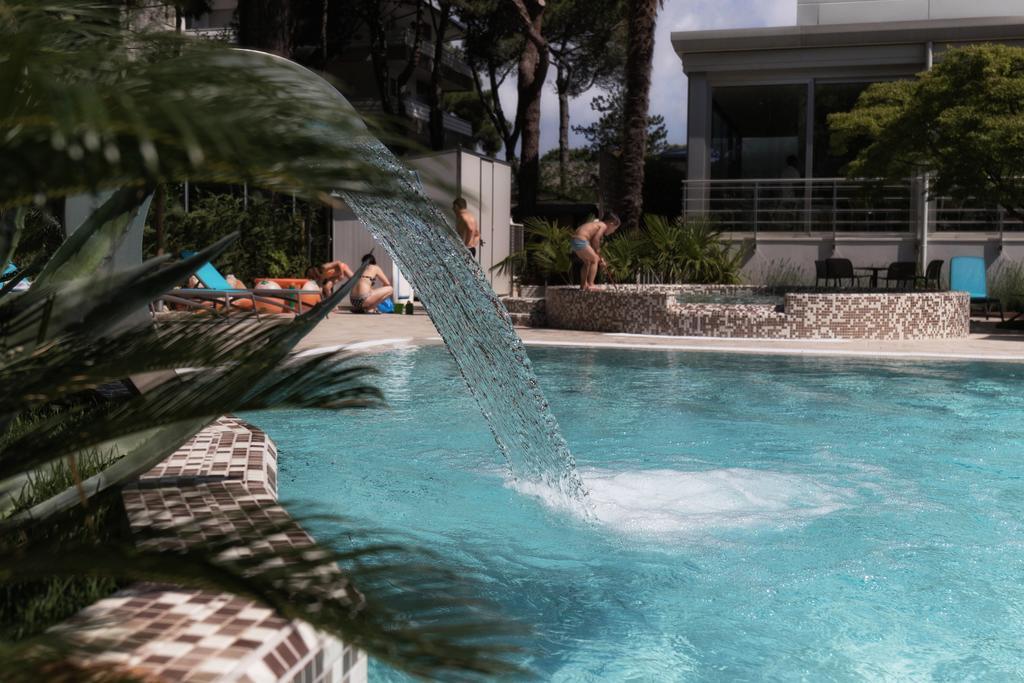 Hotel Arizona リニャーノ・サッビアドーロ エクステリア 写真